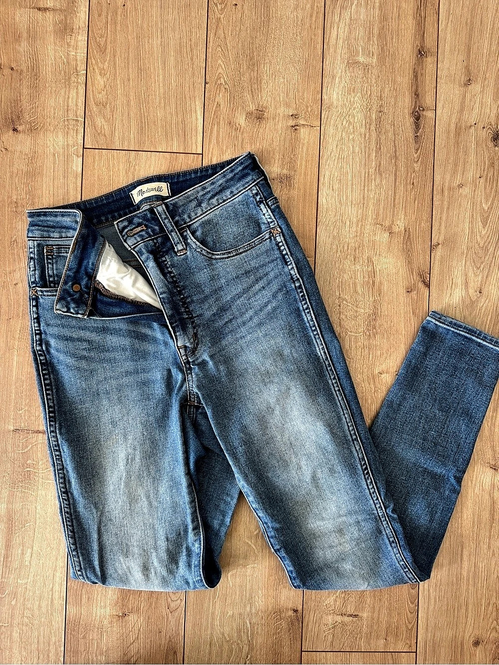 Madewell Curvy Roadtripper Skinny Jeans Skinny Jeans in Blue